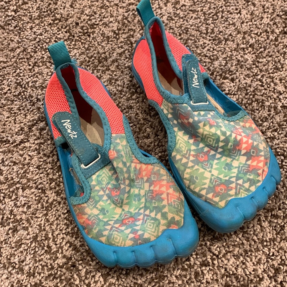 Water shoes, sz 11/12